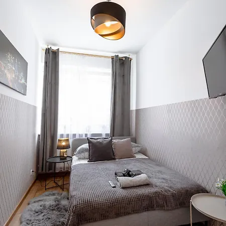 Clicktheflat Wolska Варшава